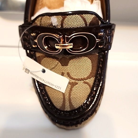 Coach Fortunata Loafer - Picture 3 of 8